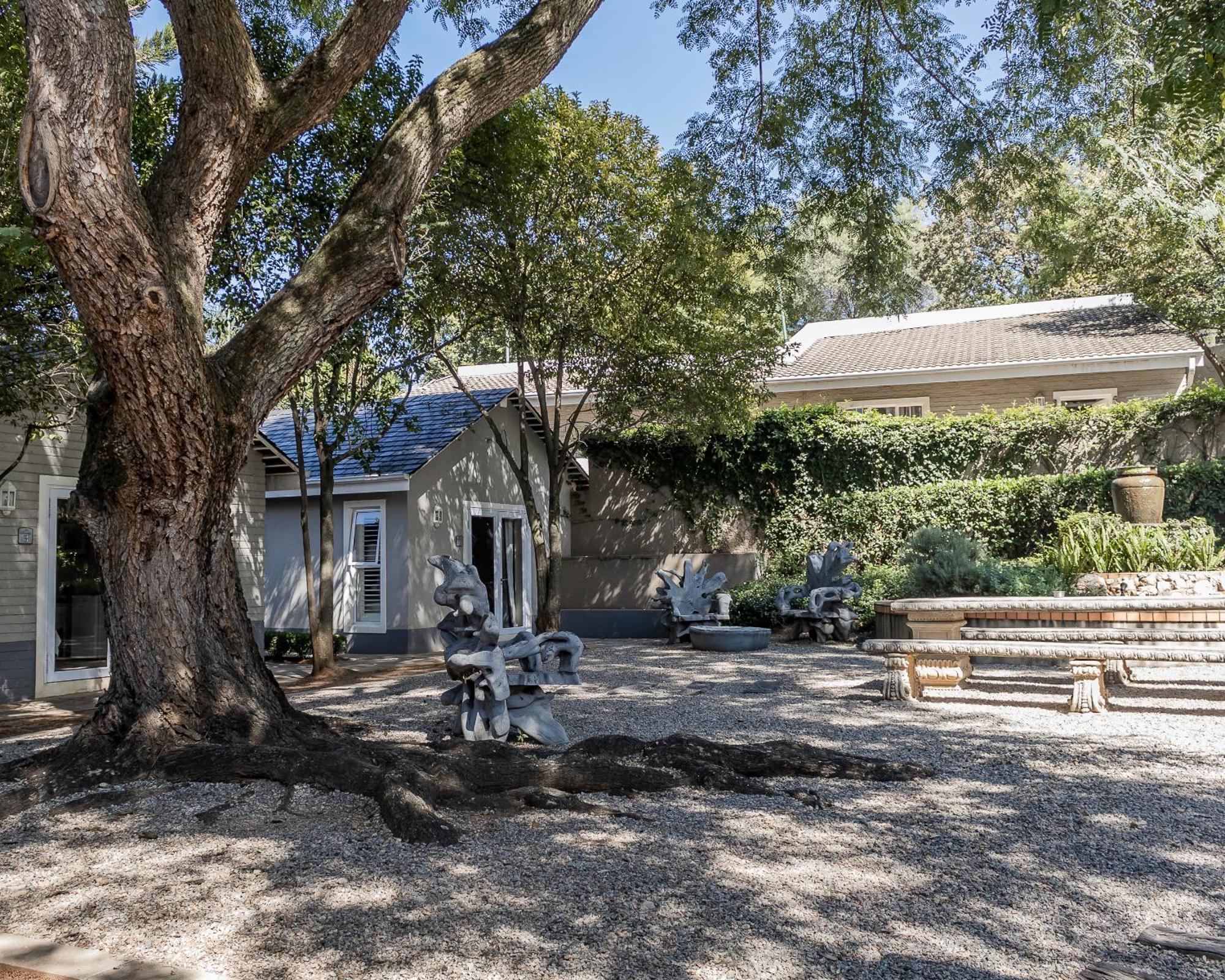 The Wesley Boutique Hotel & Spa Johannesburg Exterior photo